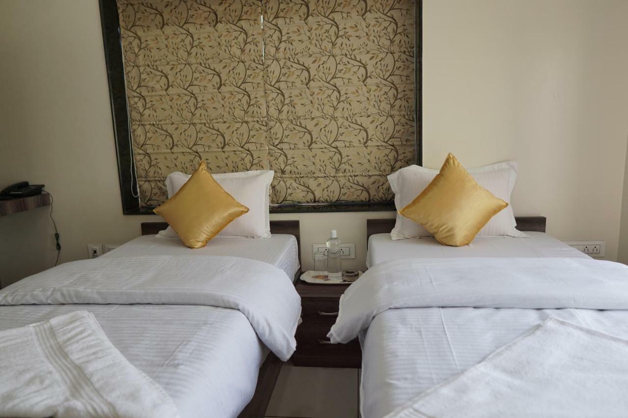 Hotel Rama Golden Root New Town Calcuta Exterior foto