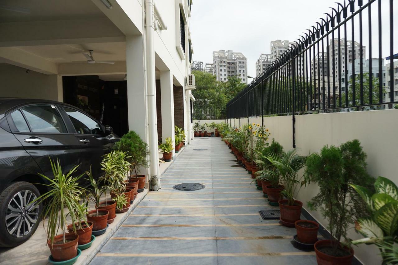 Hotel Rama Golden Root New Town Calcuta Exterior foto